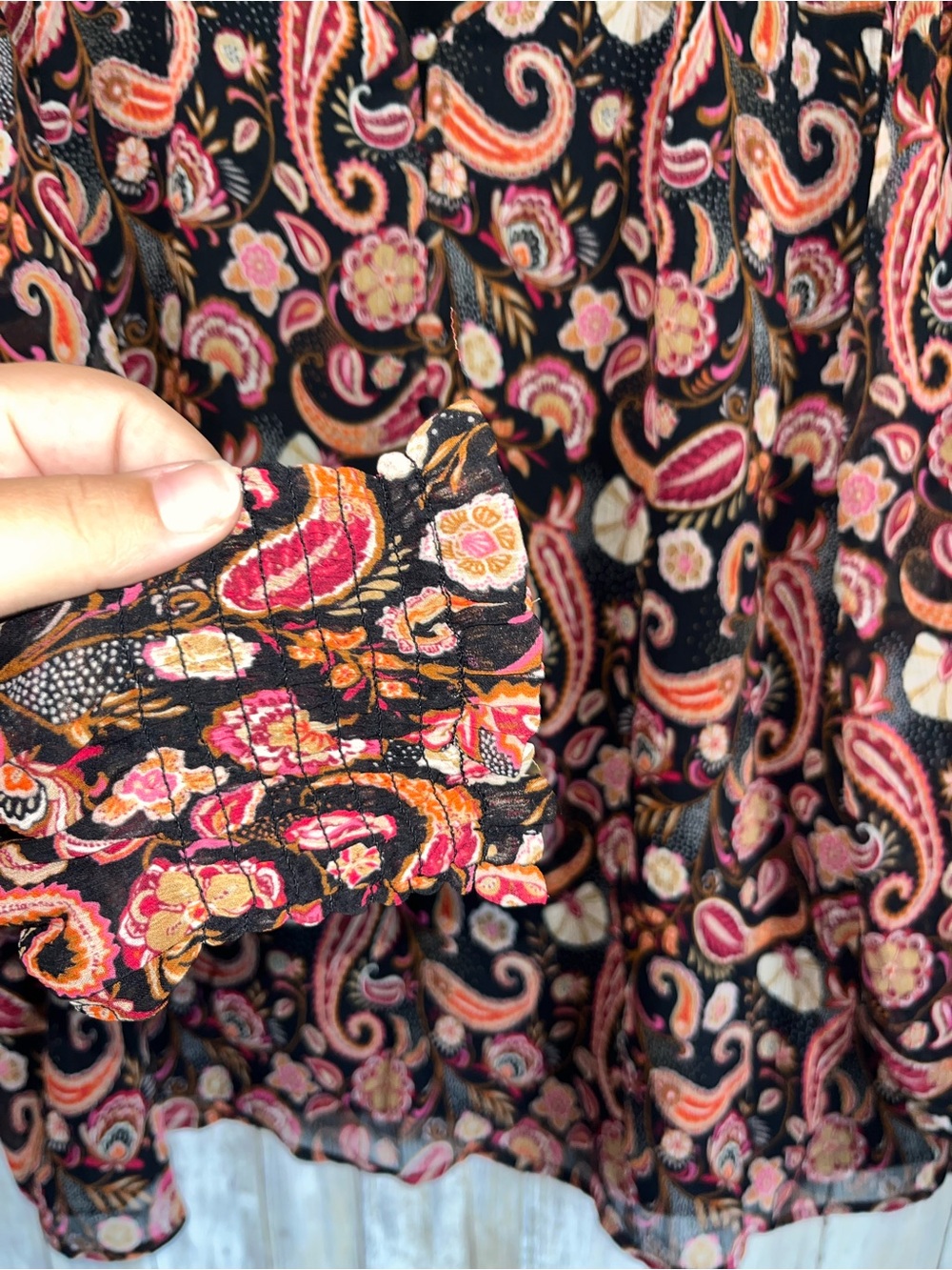 LOFT Petite Paisley Floral Ruffle Blouse Black Orange Pink XLP - Picture 3 of 6